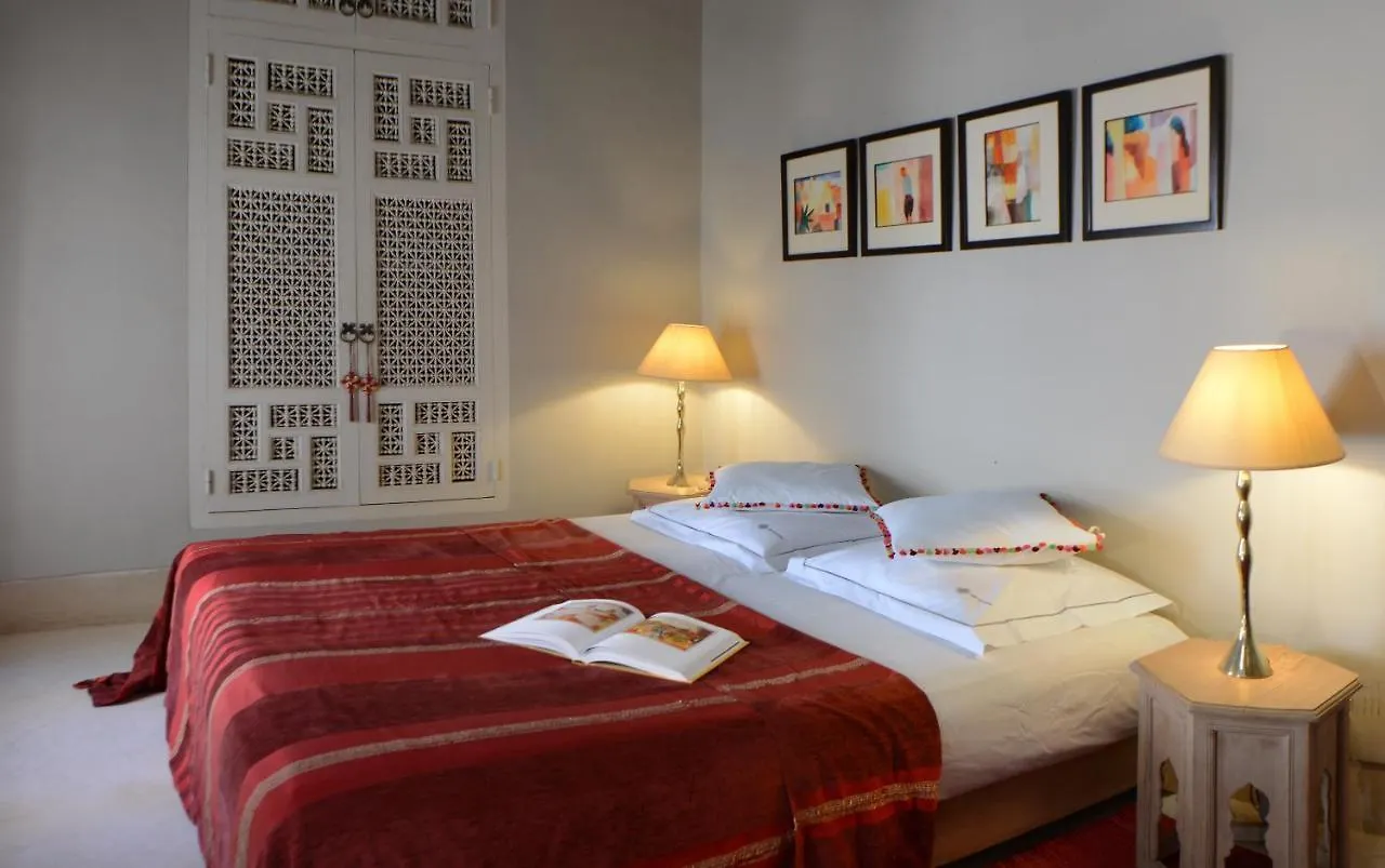 Riad Et Douiria Douceur, Le Charme Marocain, Piscine En Rooftop Marrakesh